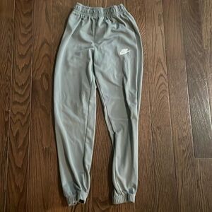 Nike grey boys joggers size youth medium